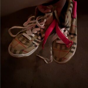 Girls burberry sneakers